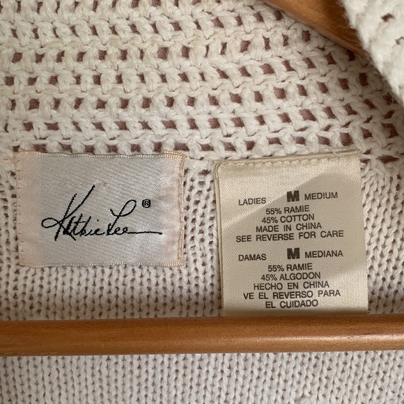 Vintage Cream Grandma Costal Cardigan - Picture 2 of 5